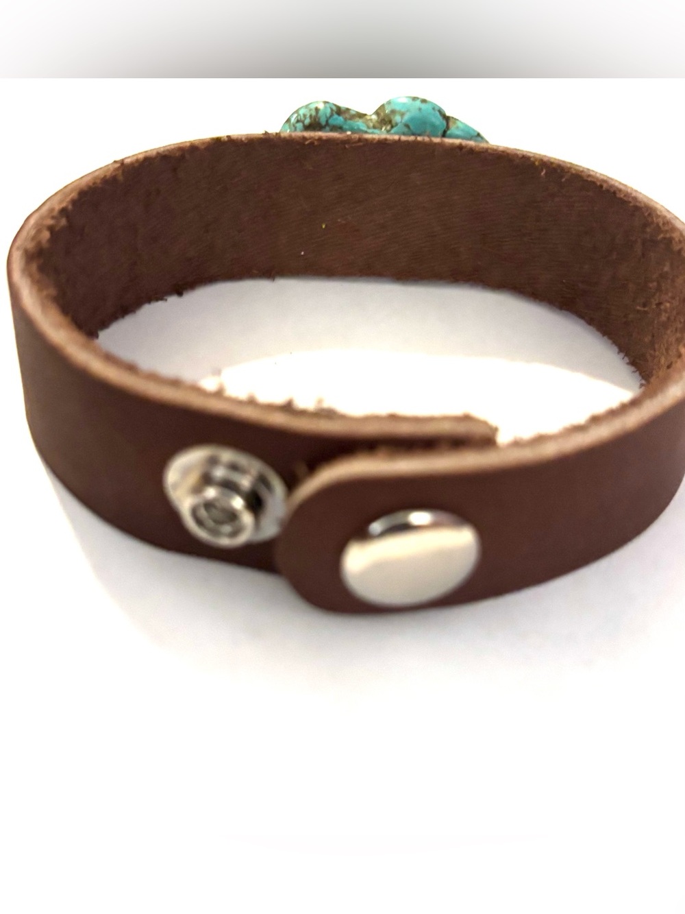 Handmade unisex Brown Leather Cuff with Turquoise Stone - Picture 4 of 4